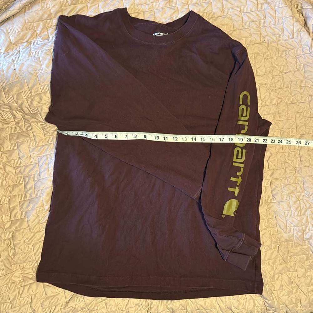 Men’s Carhartt long sleeve shirt.